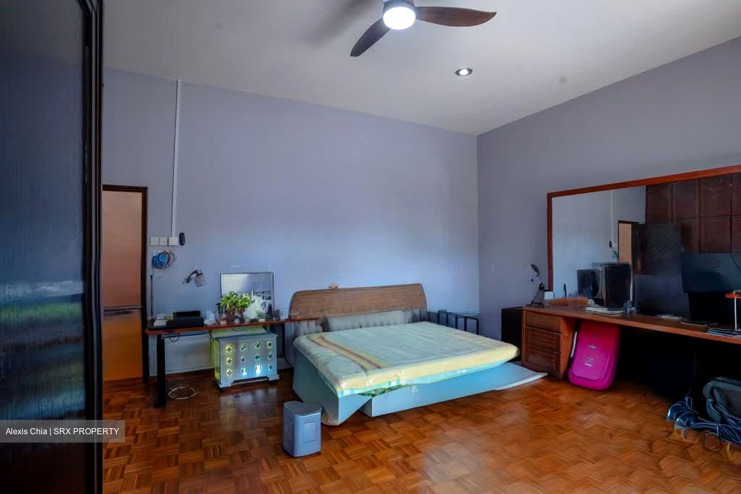 Richards Avenue (D19), Terrace #617576041